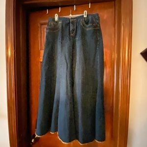 Size 10 denim skirt